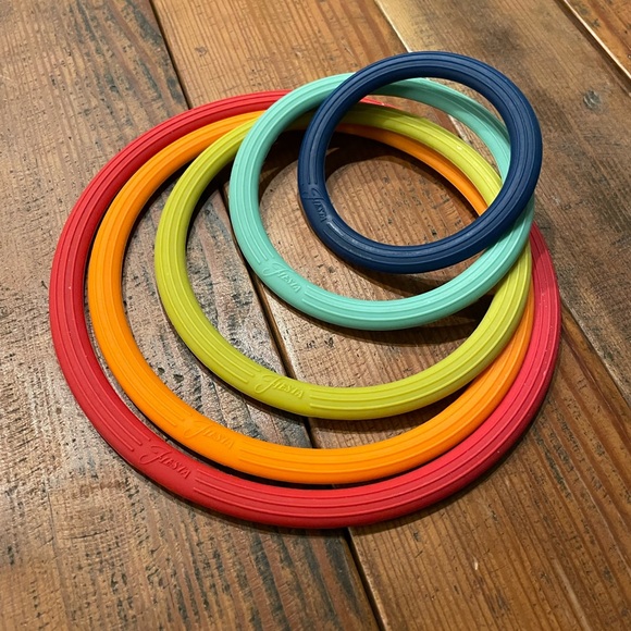 Fiesta 5-Piece Silicone Trivet Set - Picture 5 of 5